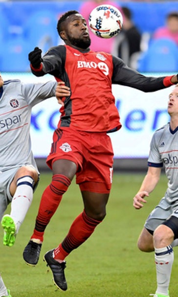 Altidore starts at forward with Dempsey for US vs. Trinidad